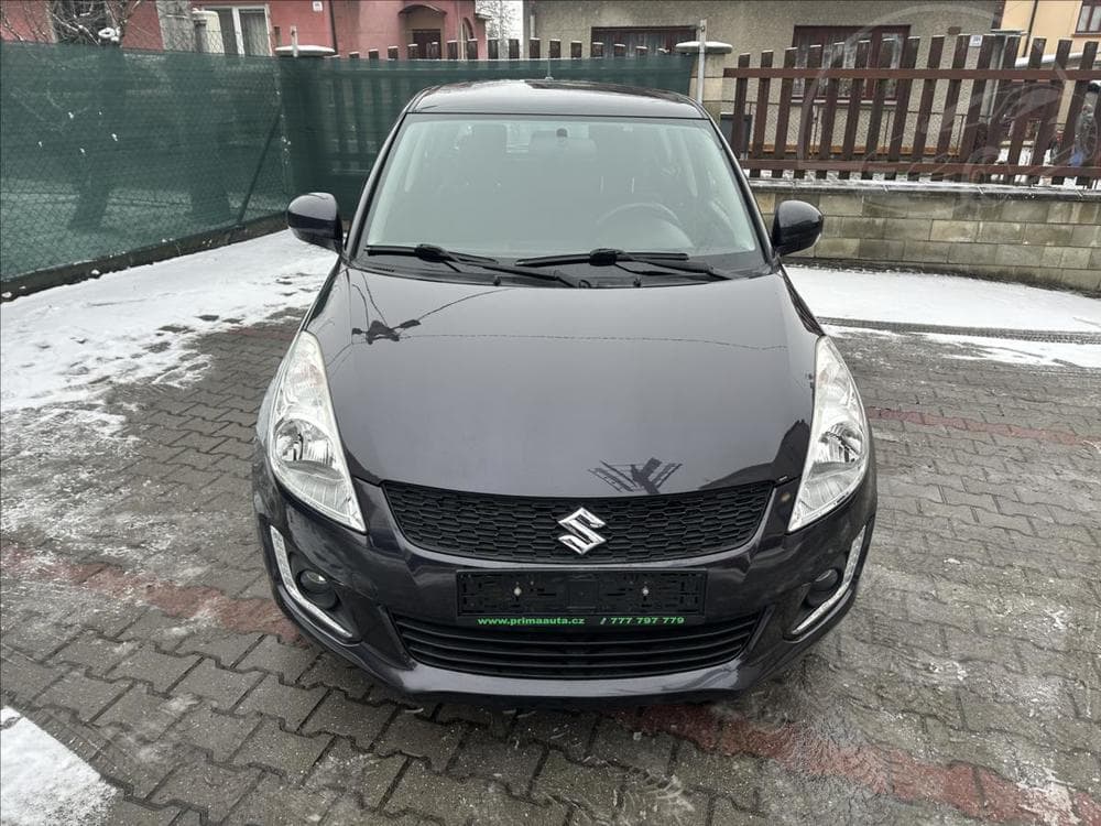 2015 Suzuki SWIFT - 10
