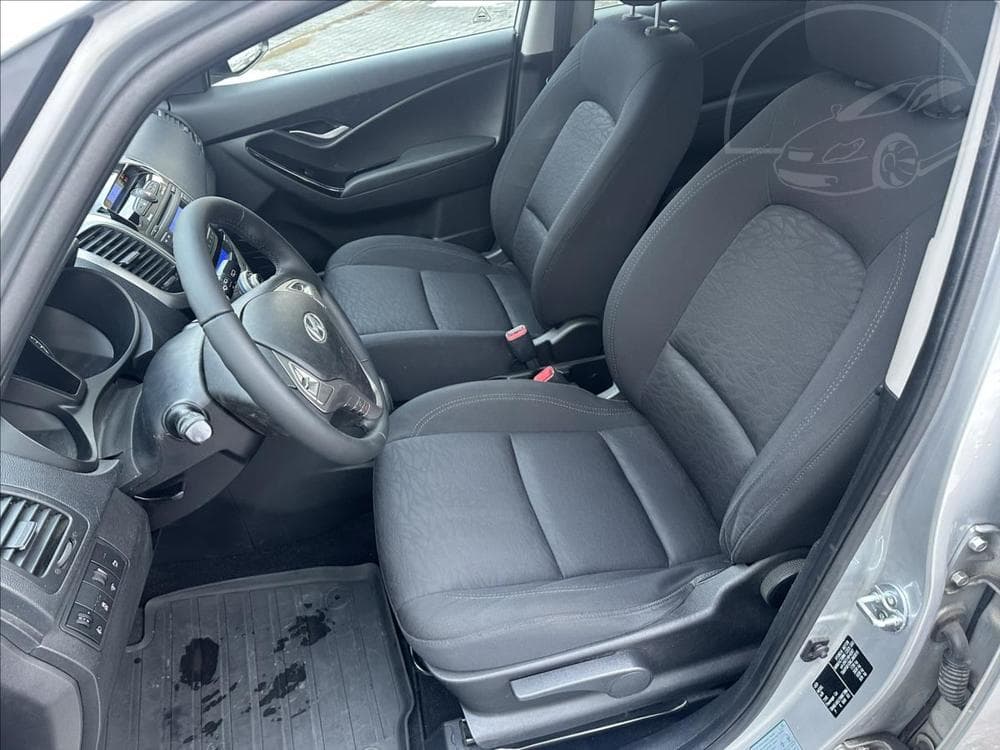 2012 Hyundai ix20 - 12