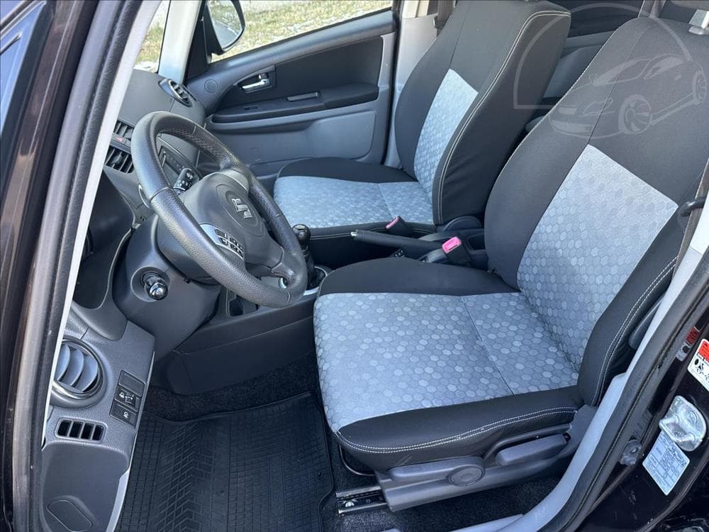 2012 Suzuki SX4 - 12