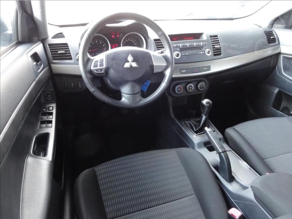 2013 Mitsubishi Lancer - 15