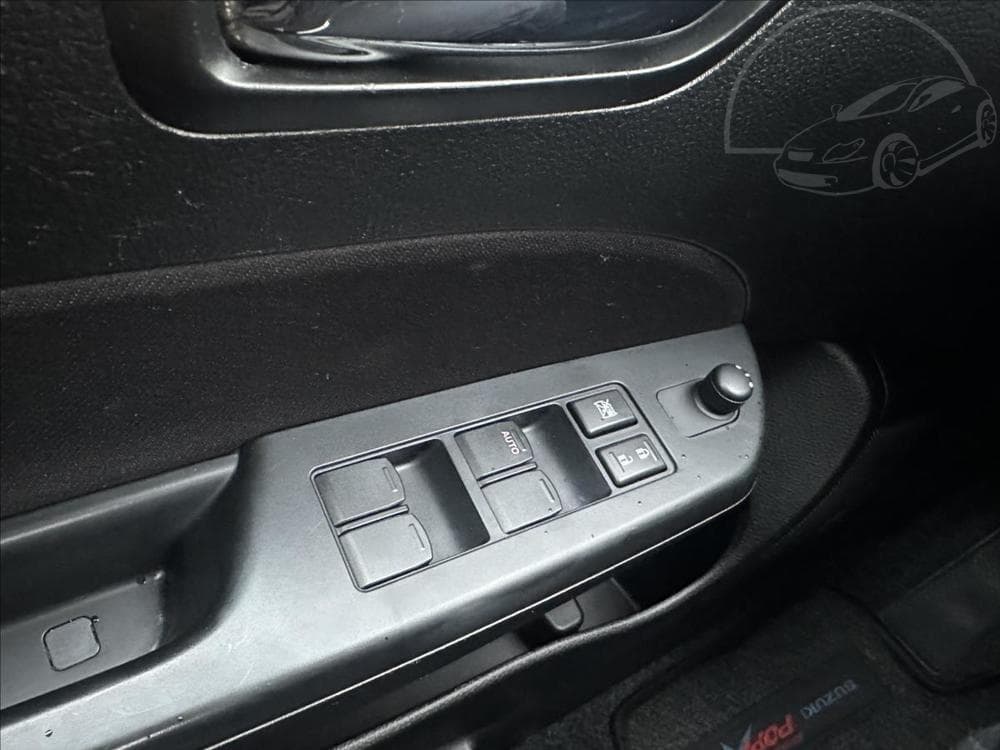 2015 Suzuki SWIFT - 18