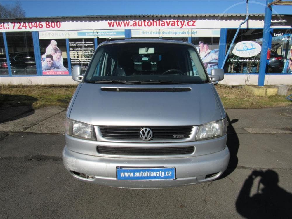 2003 Volkswagen CARAVELLE - 2