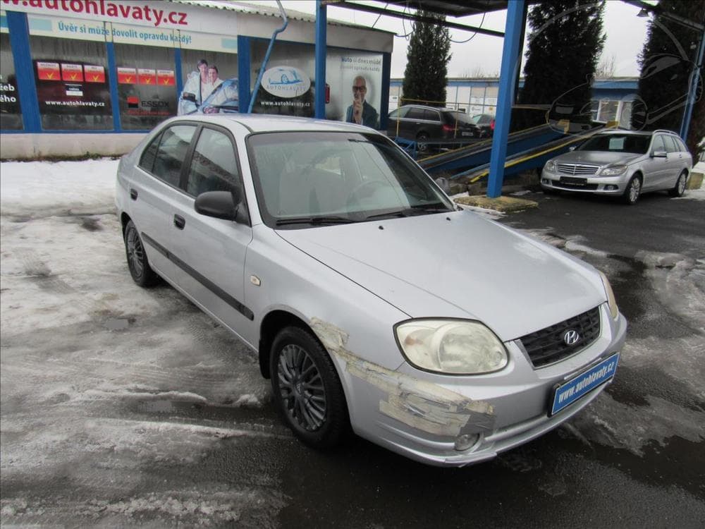 2006 Hyundai ACCENT - 3