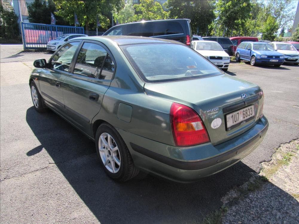 2003 Hyundai ELANTRA - 4