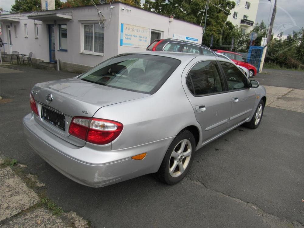 2002 Nissan MAXIMA - 6