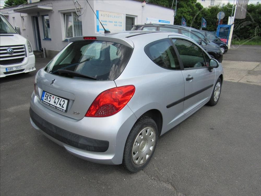2006 Peugeot 207 - 6