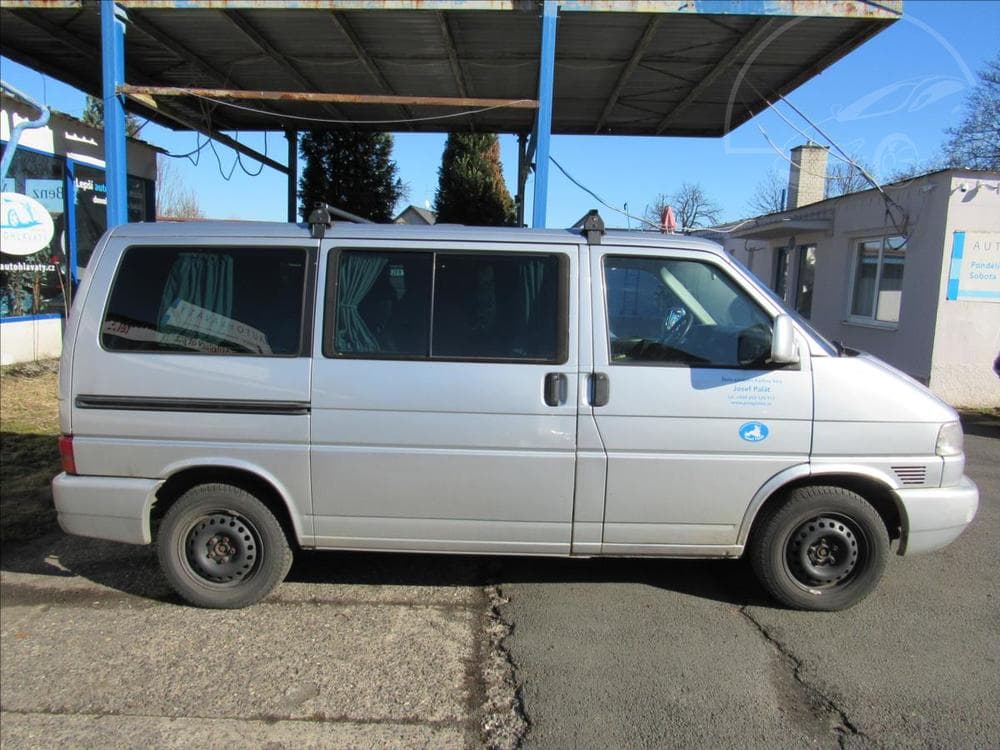2003 Volkswagen CARAVELLE - 8