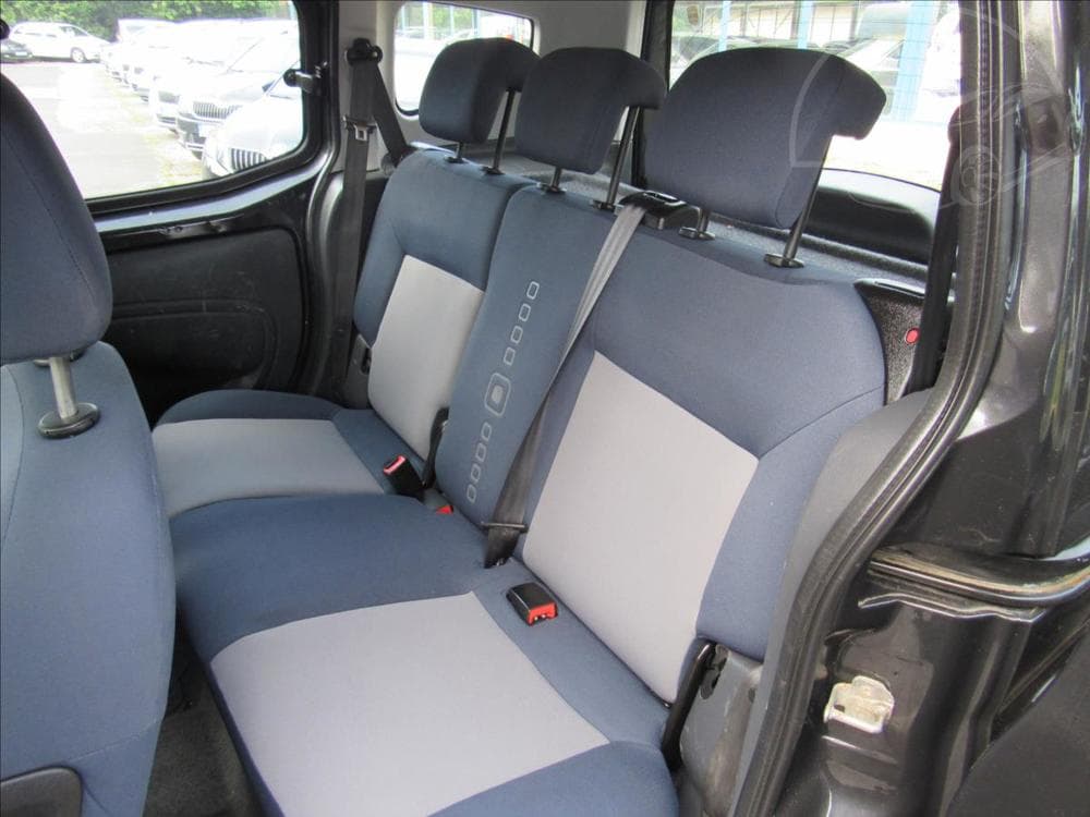 2010 Citroen NEMO - 10