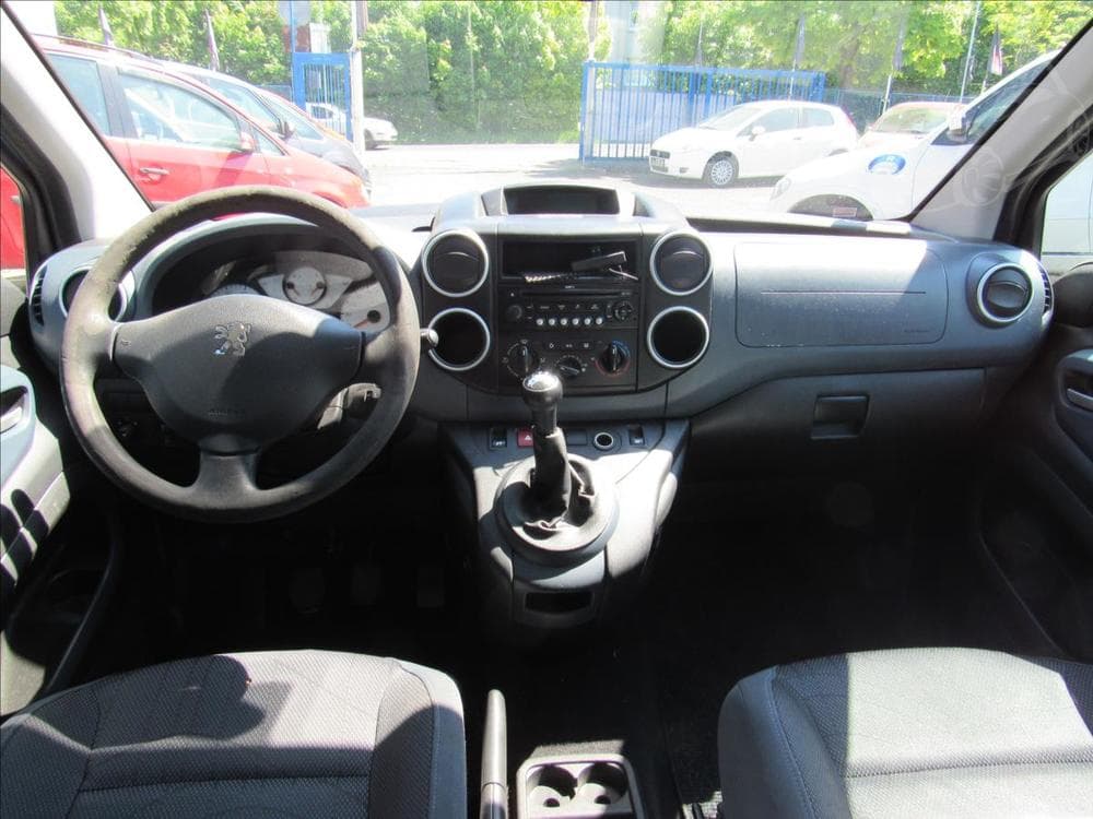 2010 Peugeot Partner - 31