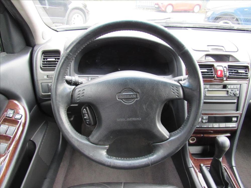 2002 Nissan MAXIMA - 12