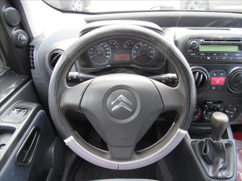 2010 Citroen NEMO - 12