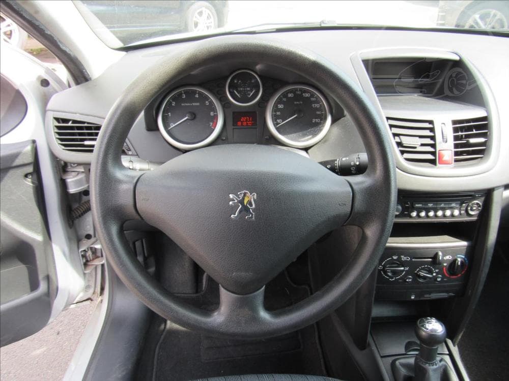 2006 Peugeot 207 - 12