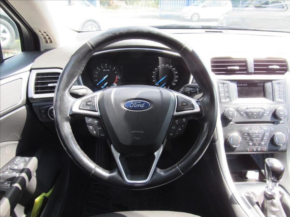 2015 Ford MONDEO - 12