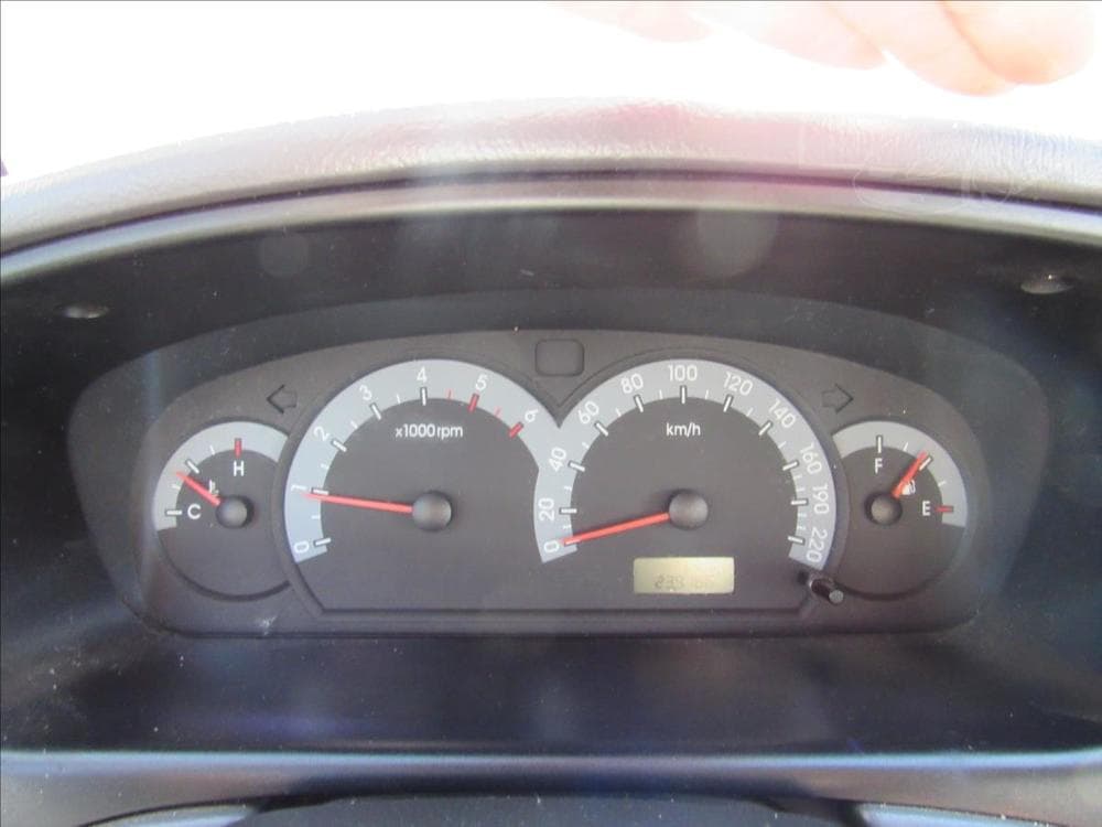 2003 Hyundai ELANTRA - 13