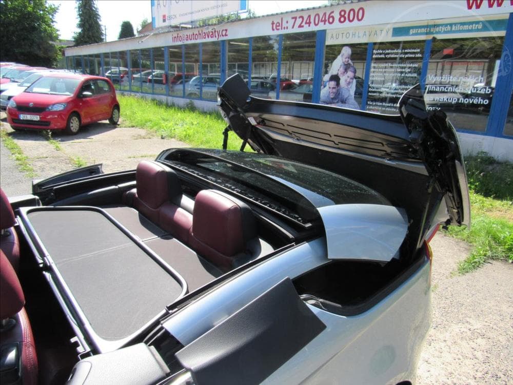 2006 Volkswagen Eos - 13