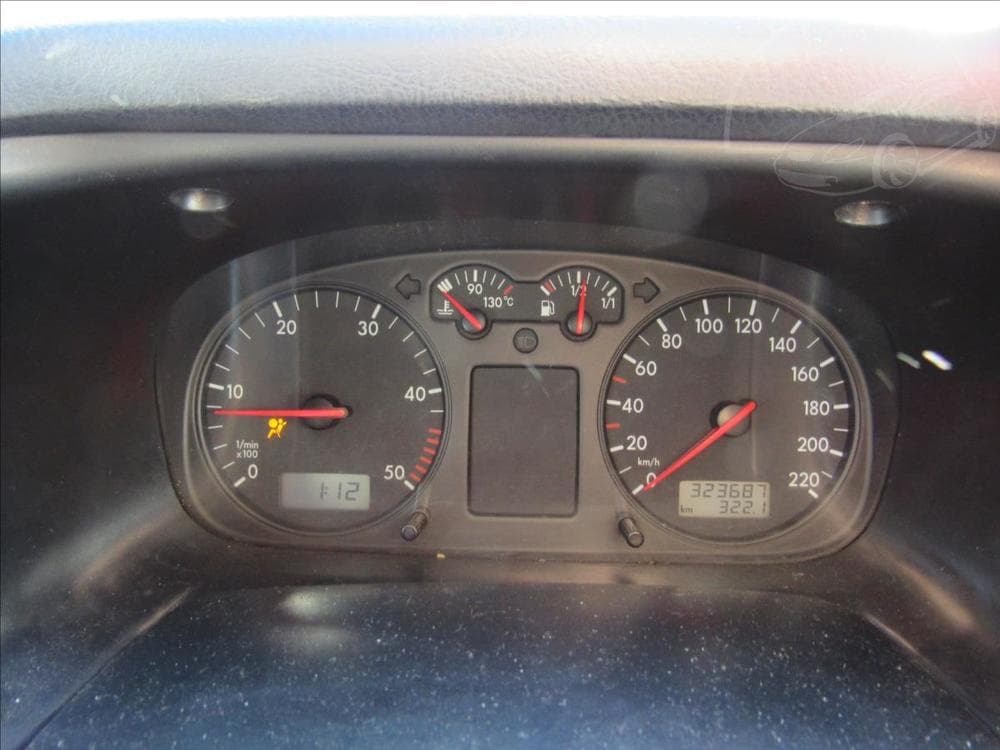 2003 Volkswagen CARAVELLE - 14