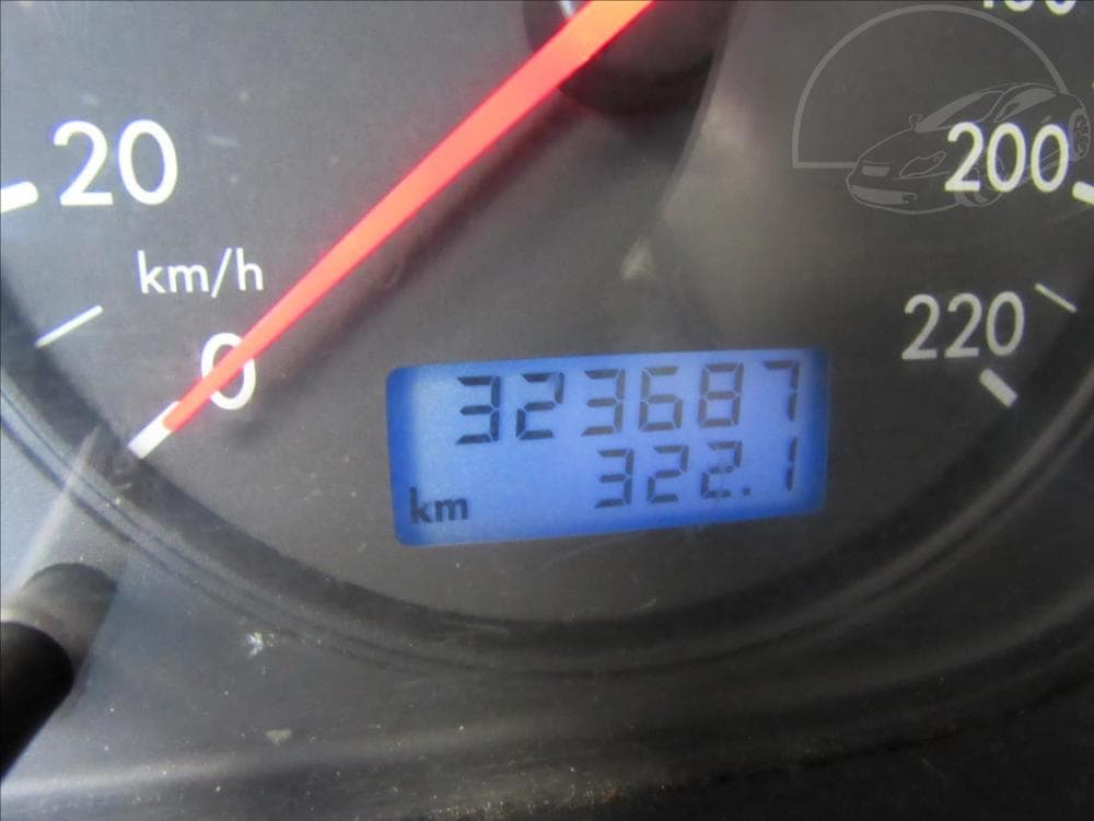 2003 Volkswagen CARAVELLE - 15