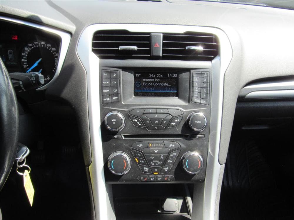 2015 Ford MONDEO - 15