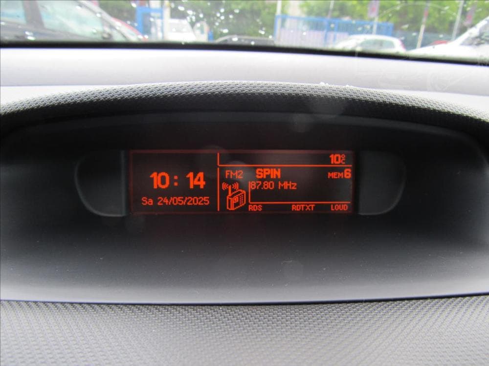 2008 Peugeot 308 - 16
