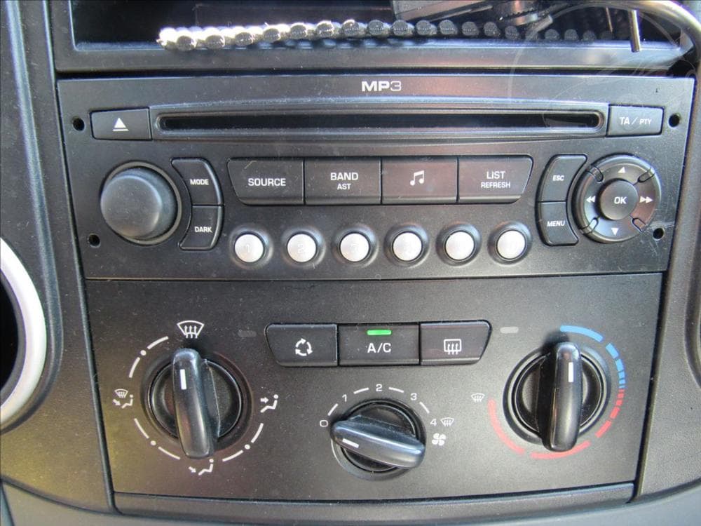 2010 Peugeot Partner - 46