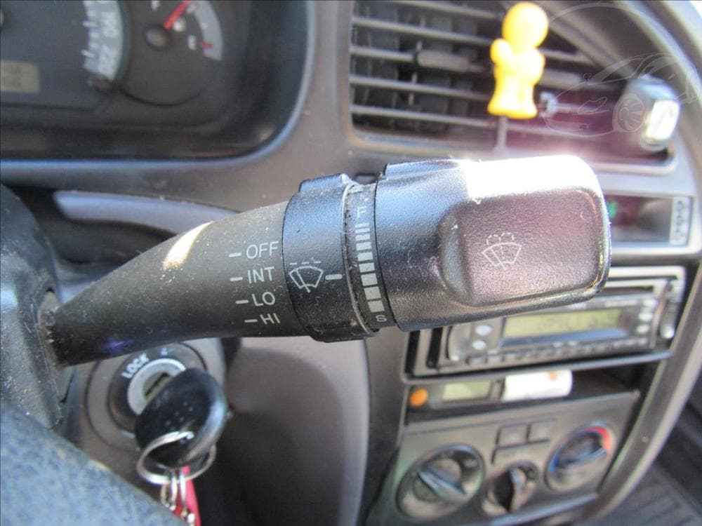 2003 Hyundai ELANTRA - 17