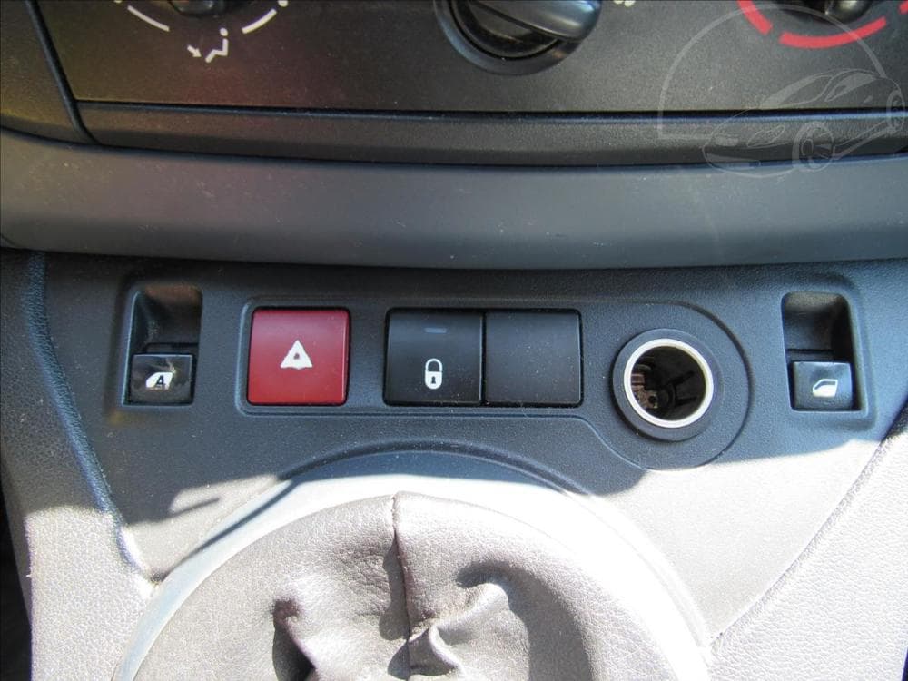 2010 Peugeot Partner - 49