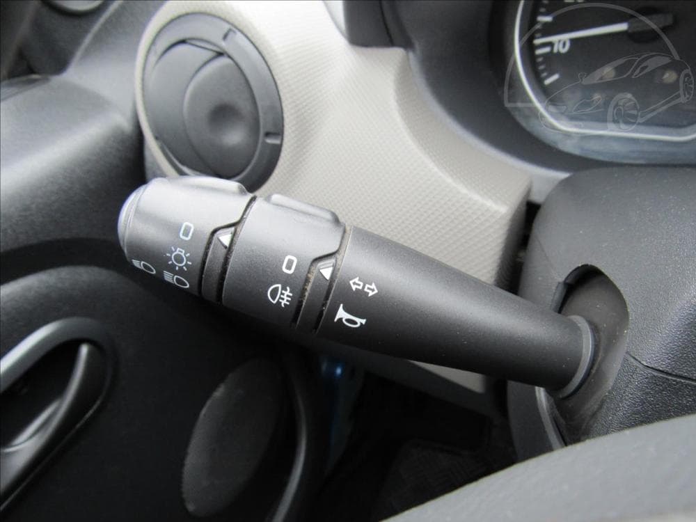 2009 Dacia SANDERO - 19