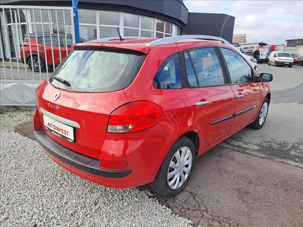 2008 Renault Clio - 5
