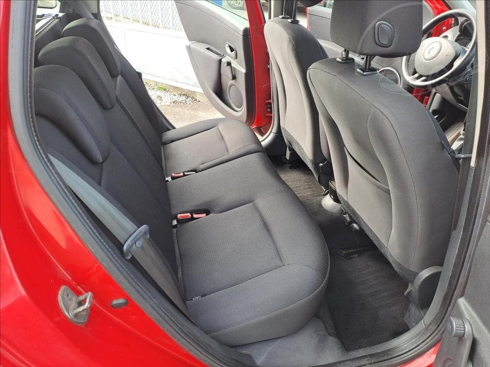 2008 Renault Clio - 13