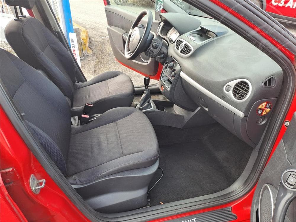 2008 Renault Clio - 15