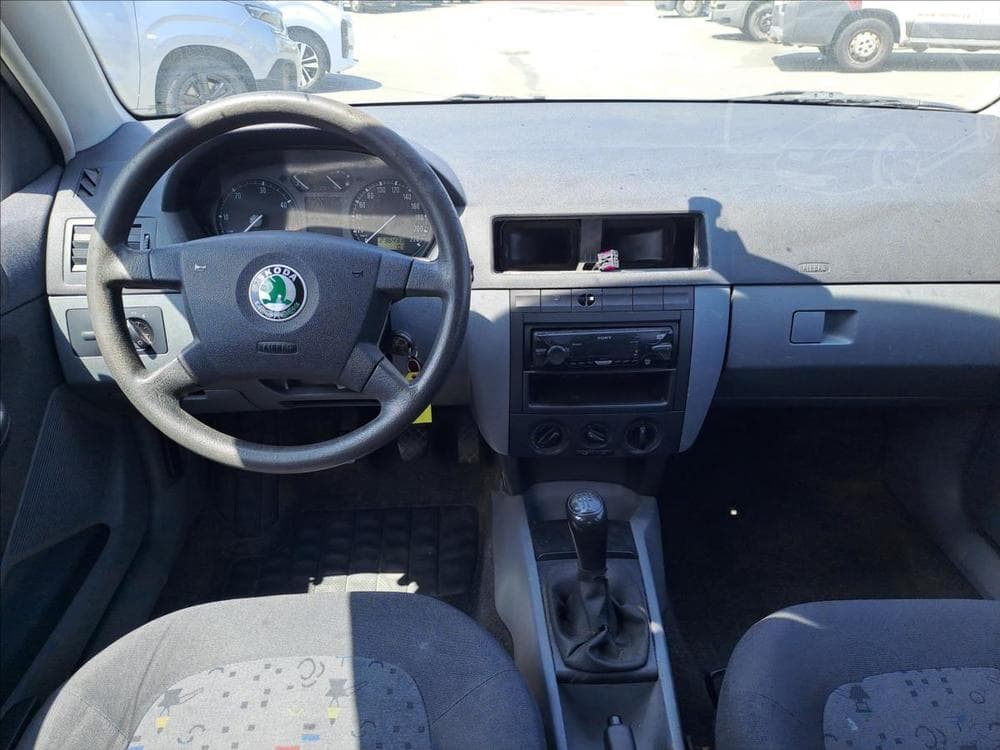 2003 Škoda FABIA - 17