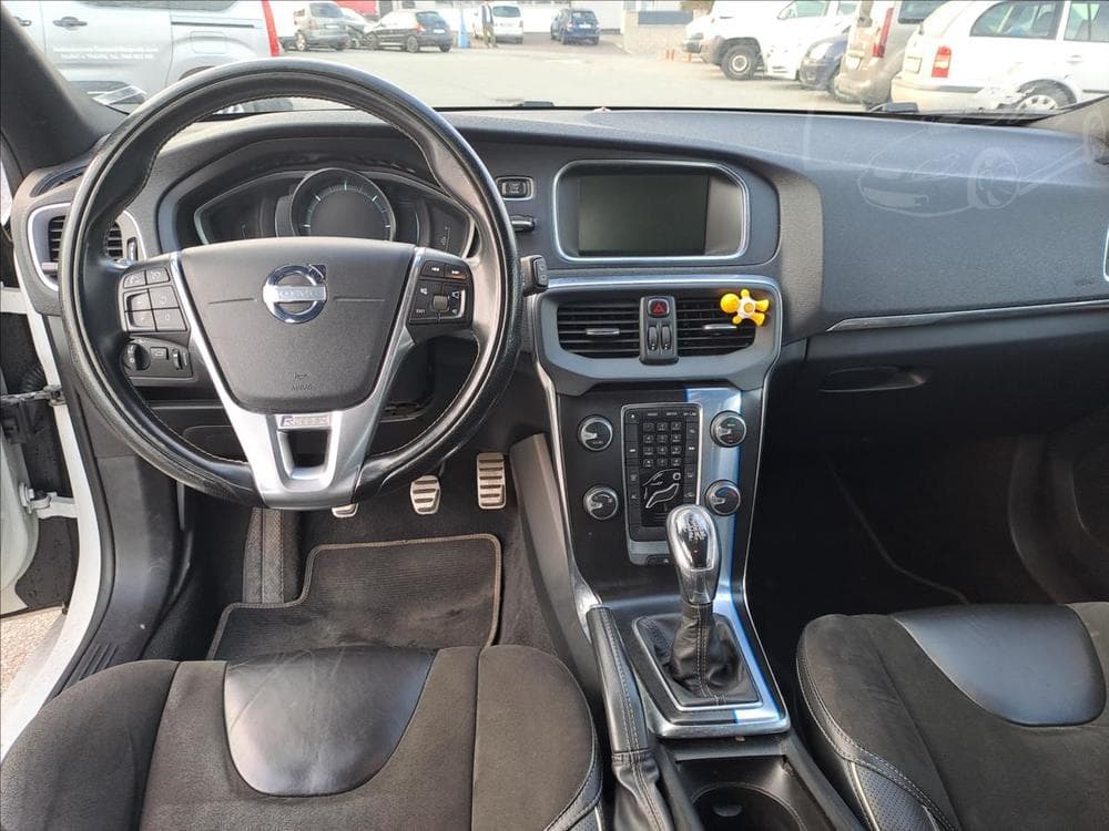 2014 Volvo V40 - 9
