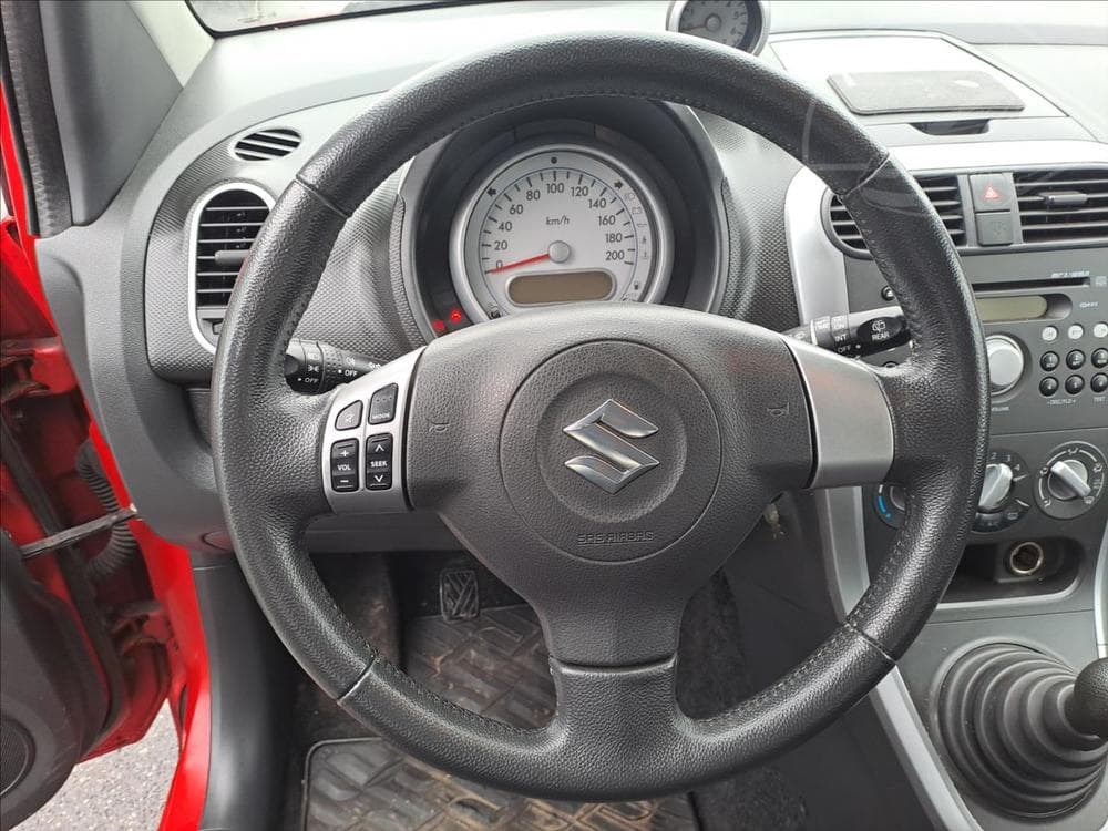 2010 Suzuki SPLASH - 11