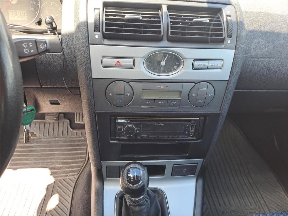 2007 Ford MONDEO - 12