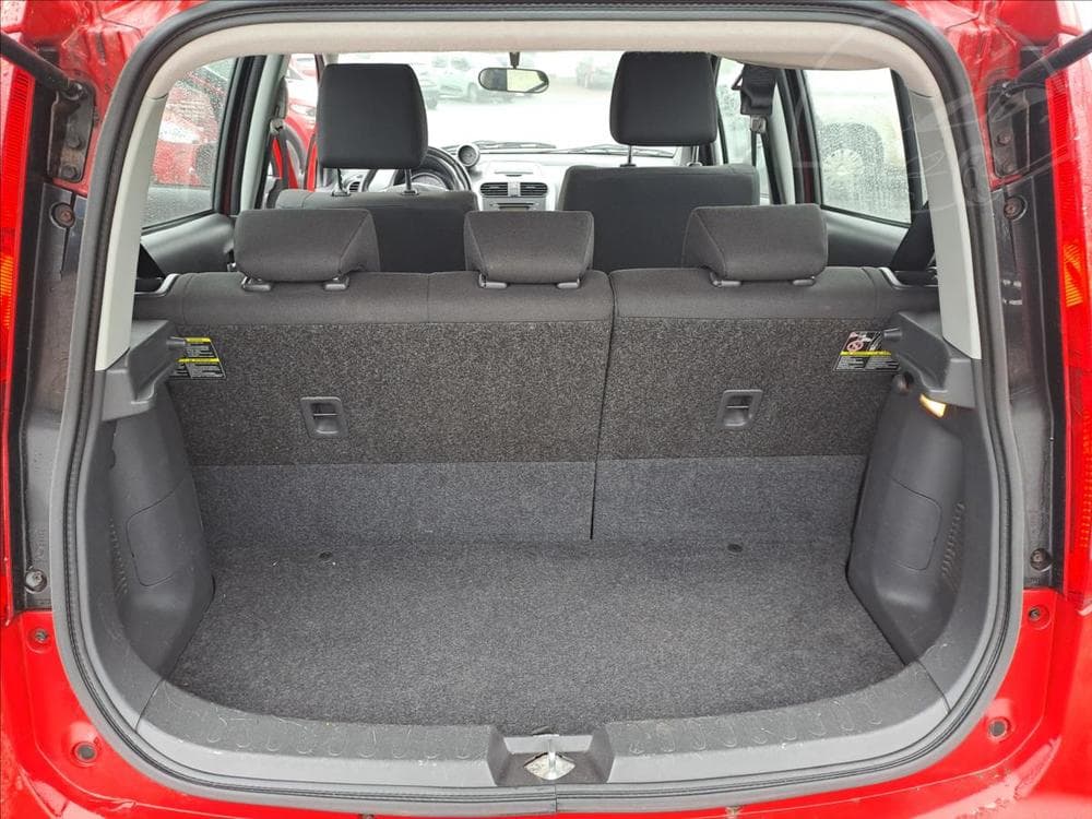 2010 Suzuki SPLASH - 14