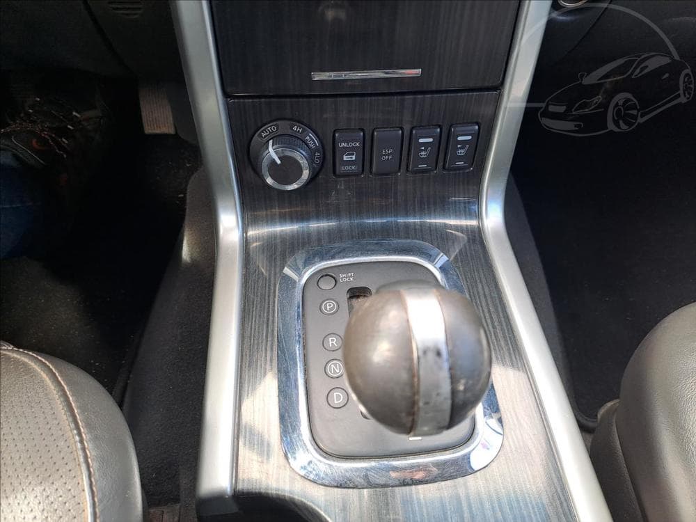 2010 Nissan PATHFINDER - 16