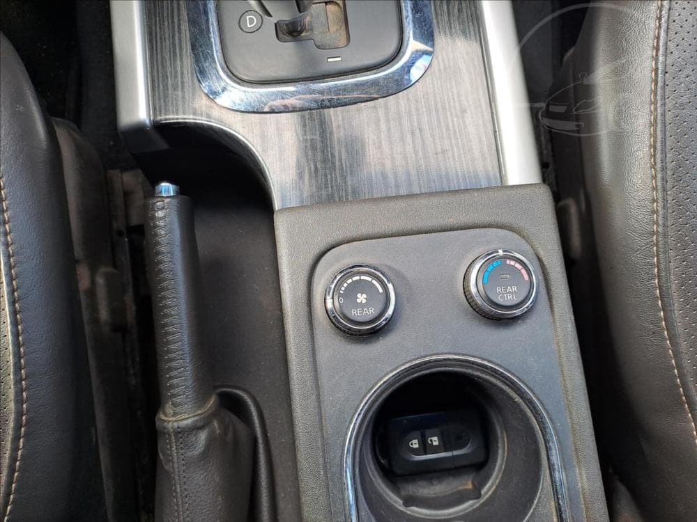 2010 Nissan PATHFINDER - 17