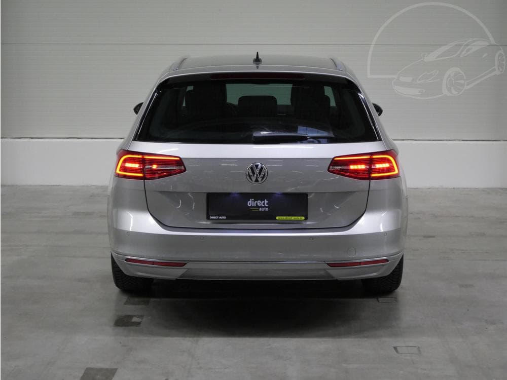 2016 Volkswagen PASSAT - 6