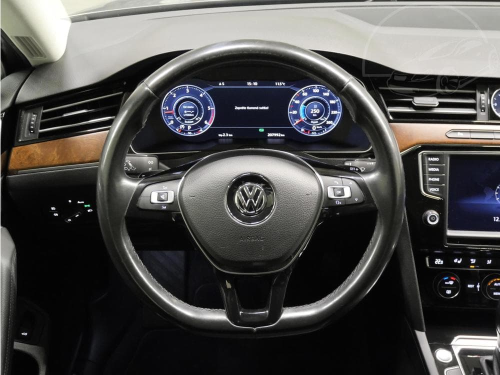 2016 Volkswagen PASSAT - 14
