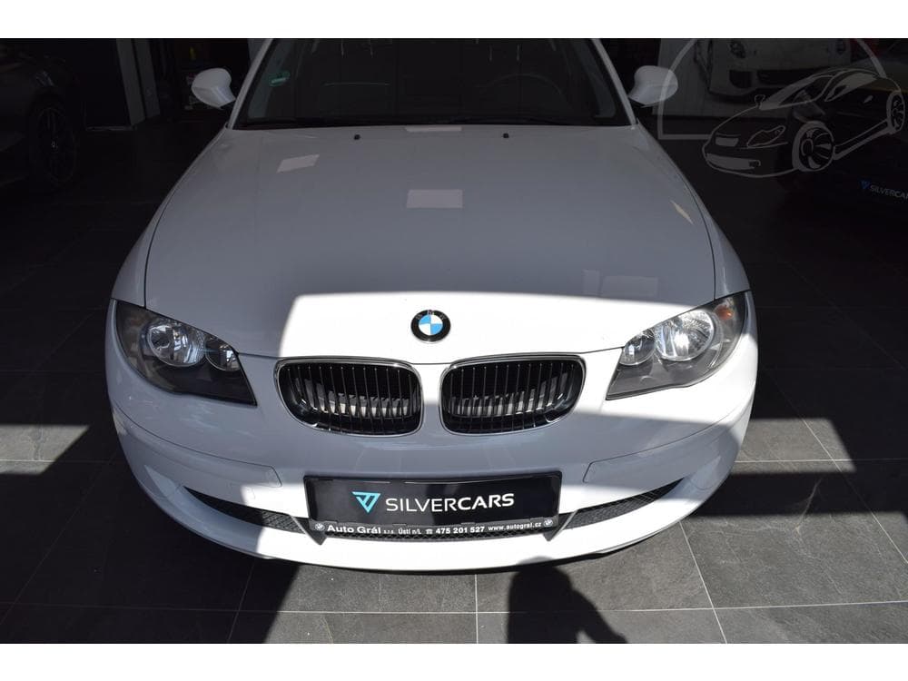 2010 BMW 1-SERIES - 3