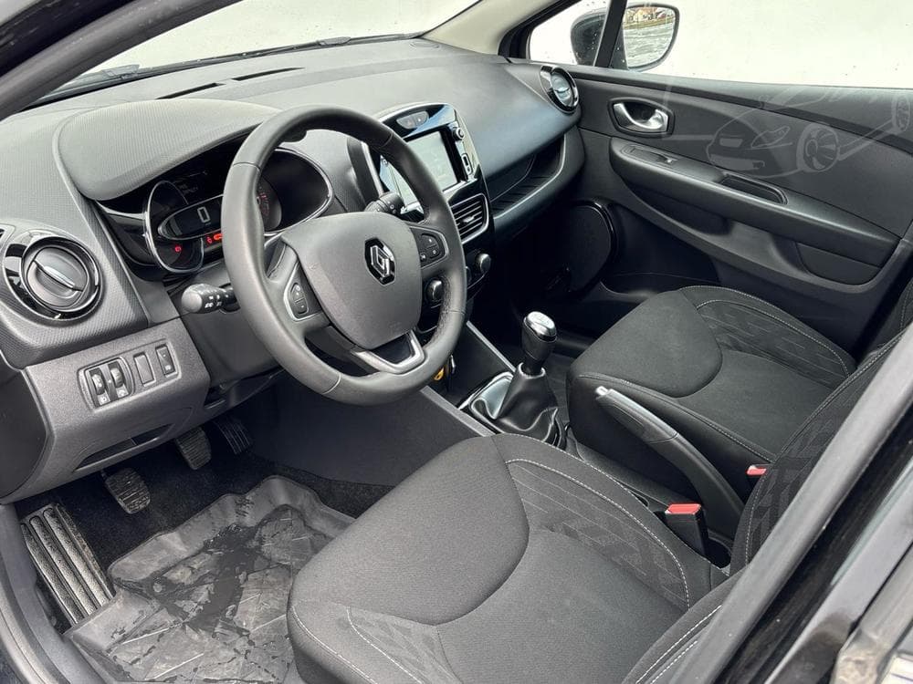 2020 Renault Clio - 6