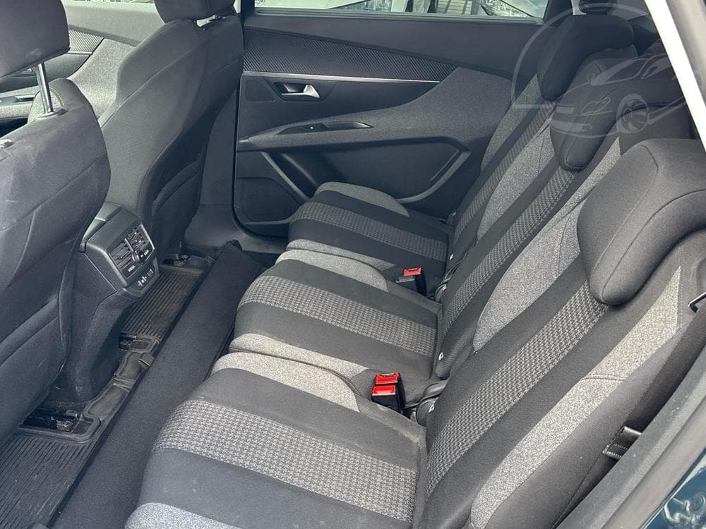 2019 Peugeot 5008 - 7