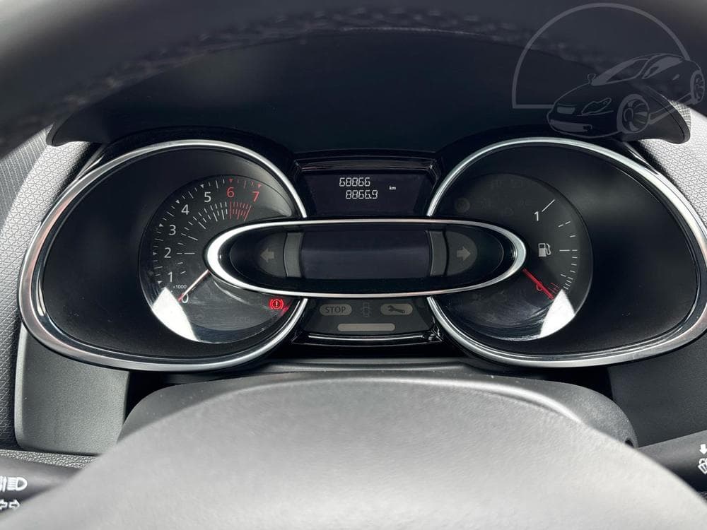 2020 Renault Clio - 11