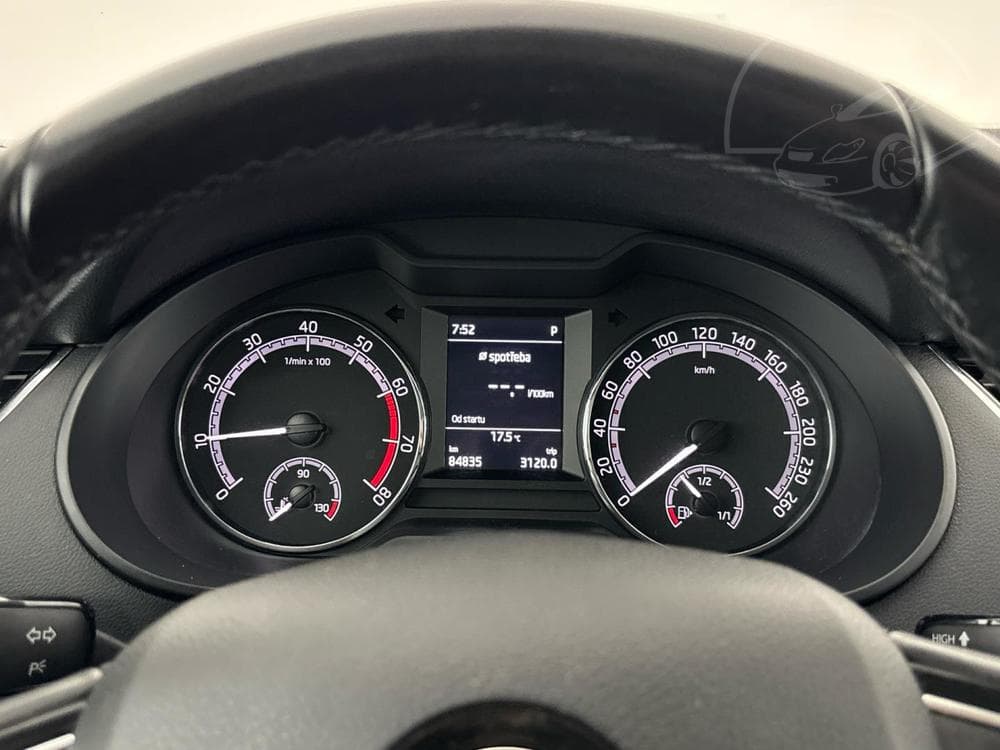 2020 Škoda OCTAVIA - 11