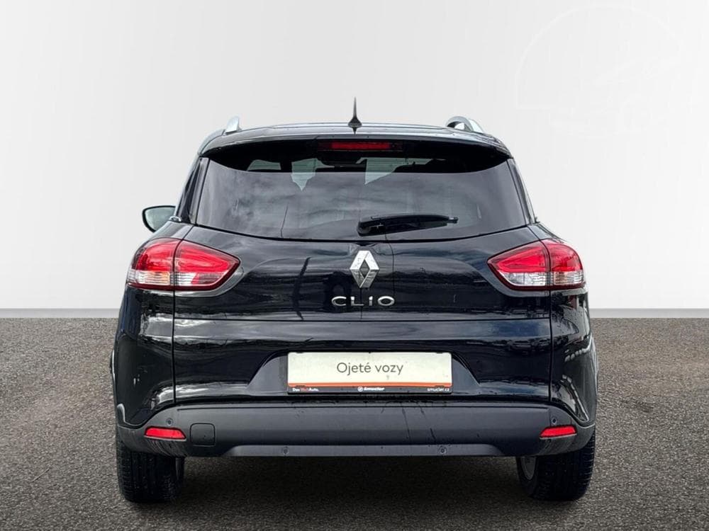 2020 Renault Clio - 17
