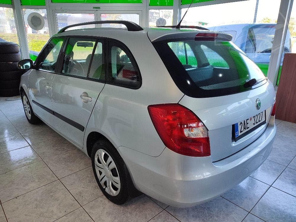 2011 Škoda FABIA - 3