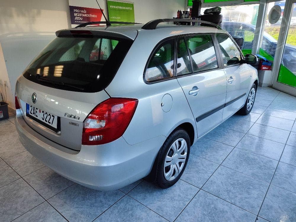 2011 Škoda FABIA - 4