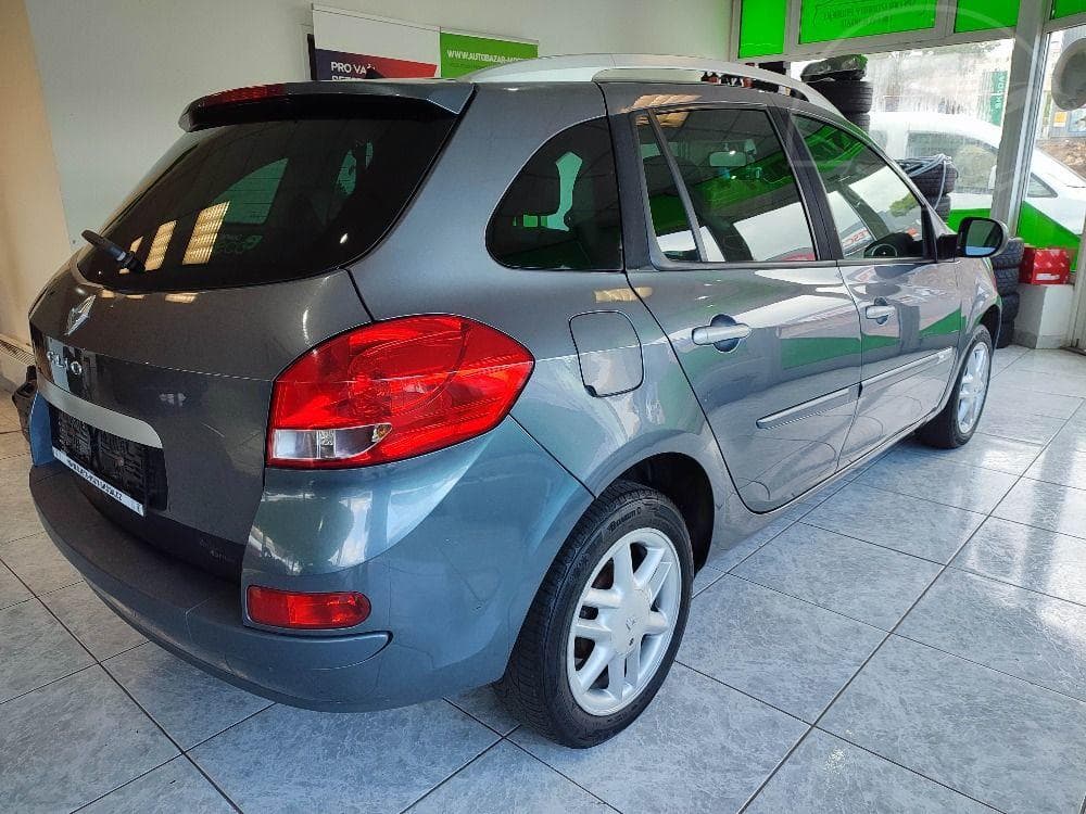 2011 Renault CLIO - 4