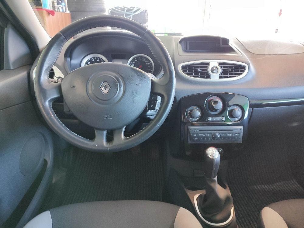 2011 Renault CLIO - 7