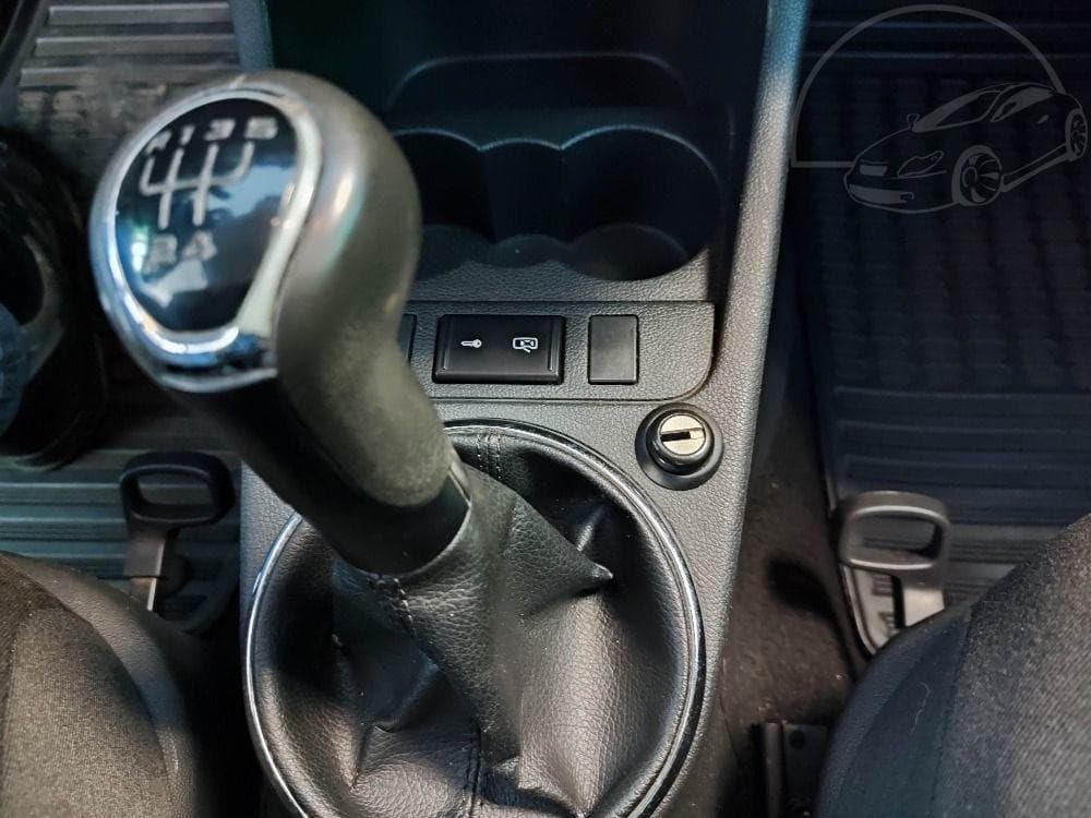 2011 Škoda FABIA - 9